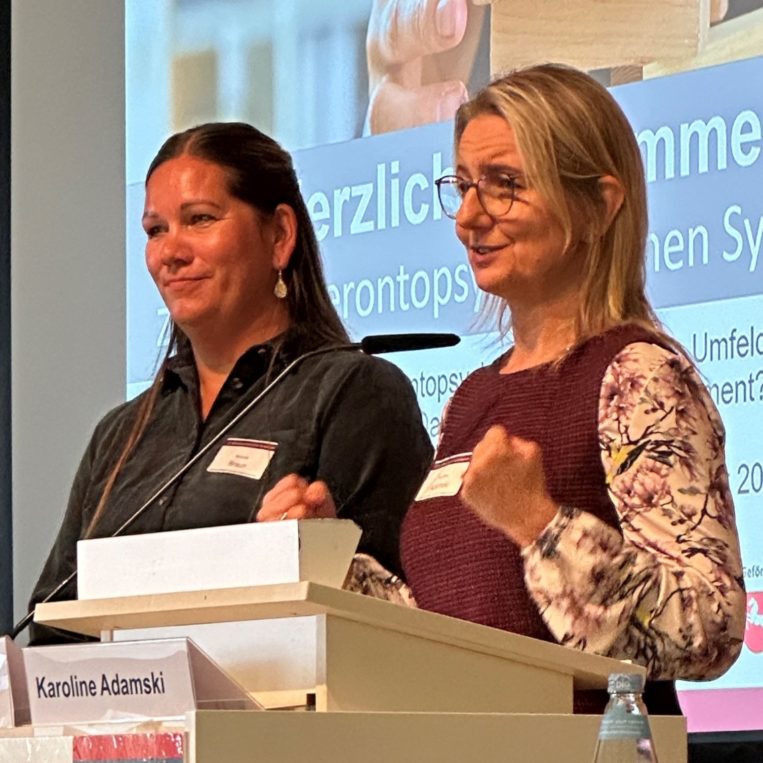 Karoline Adamski &amp; Melissa Braun